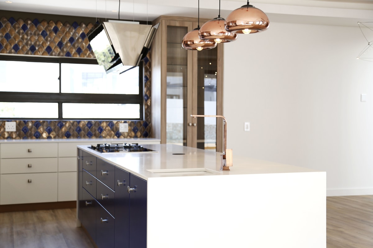 copper-blue-luxury-kitchen-pendant-lights-overflow-counter