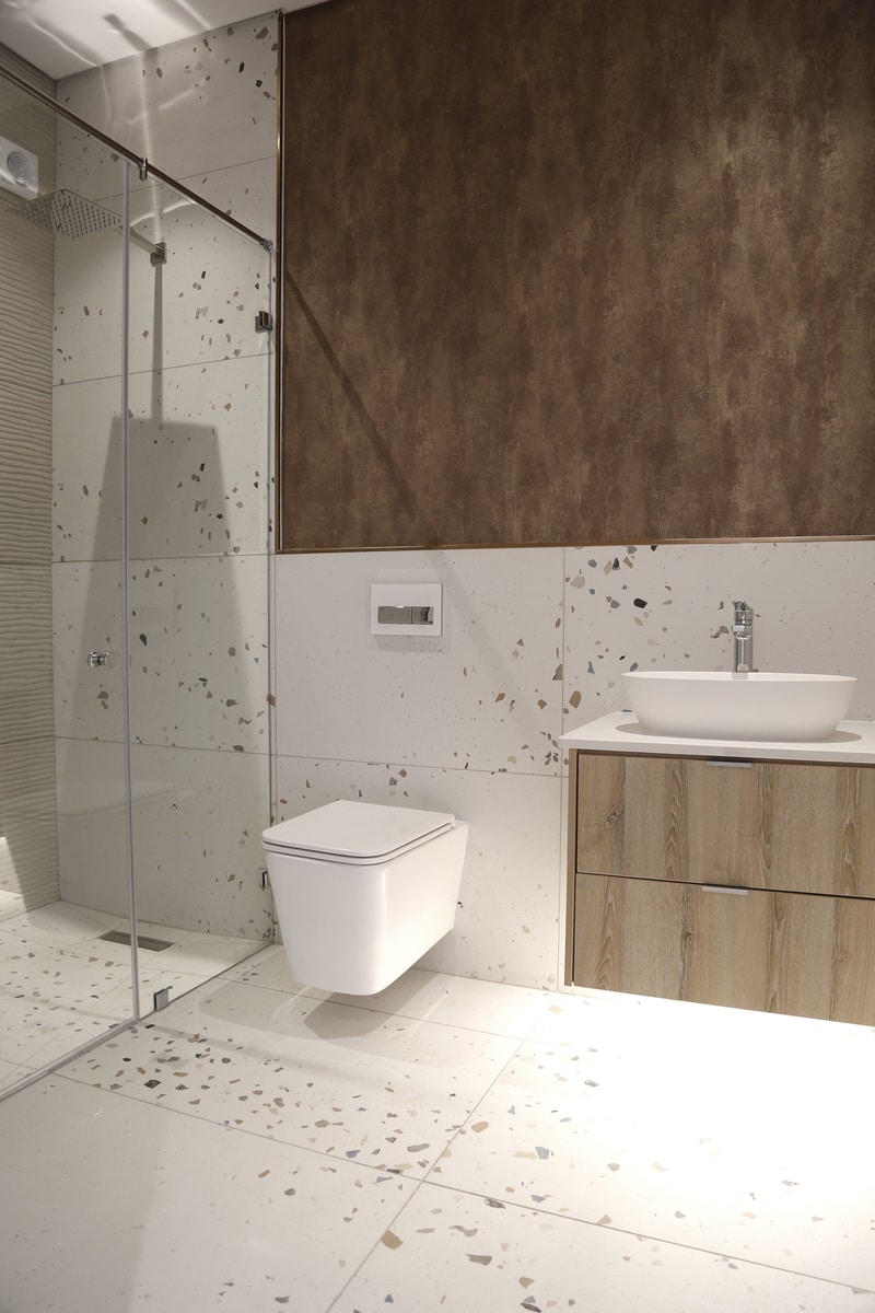 guest-bathroom-terrazzo-tiles-copper-feature-wall